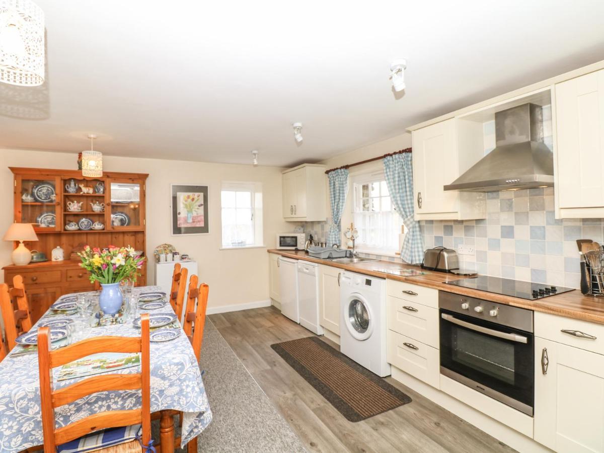 Badger Cottage Mawgan Екстер'єр фото