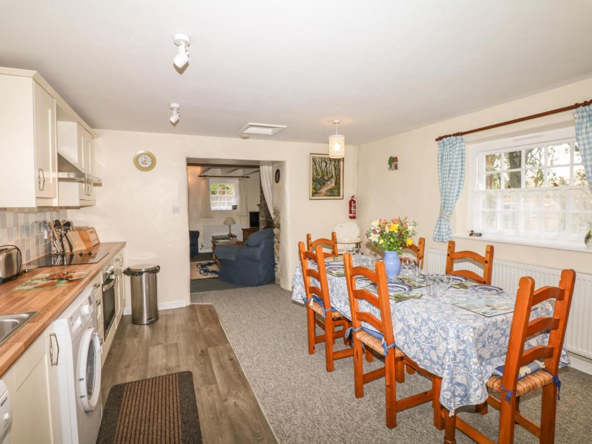 Badger Cottage Mawgan Екстер'єр фото